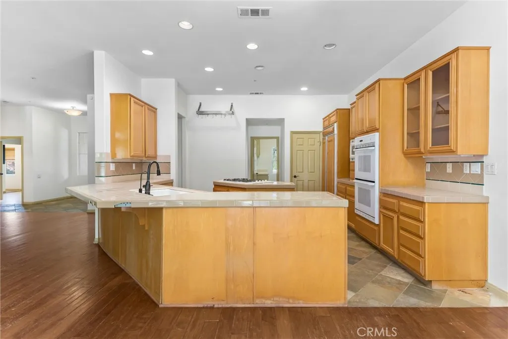 1388 Brandon Court, Redlands, California 92373 home-pic-14